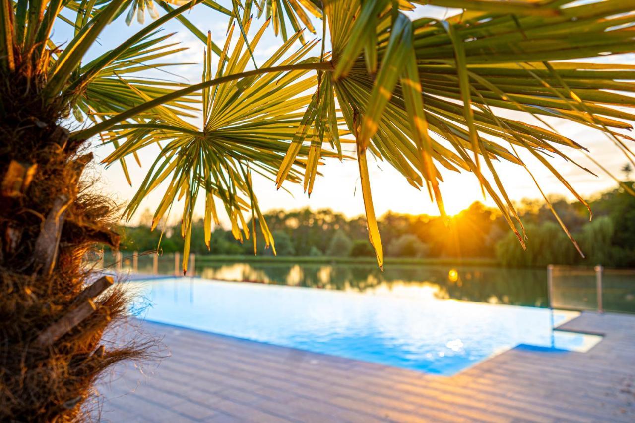 Le Camping Grand Cerf Hotel Gimouille Екстериор снимка