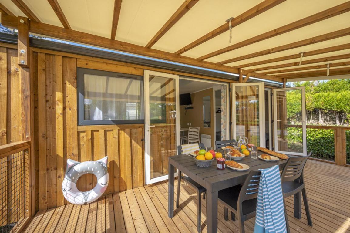 Le Camping Grand Cerf Hotel Gimouille Екстериор снимка