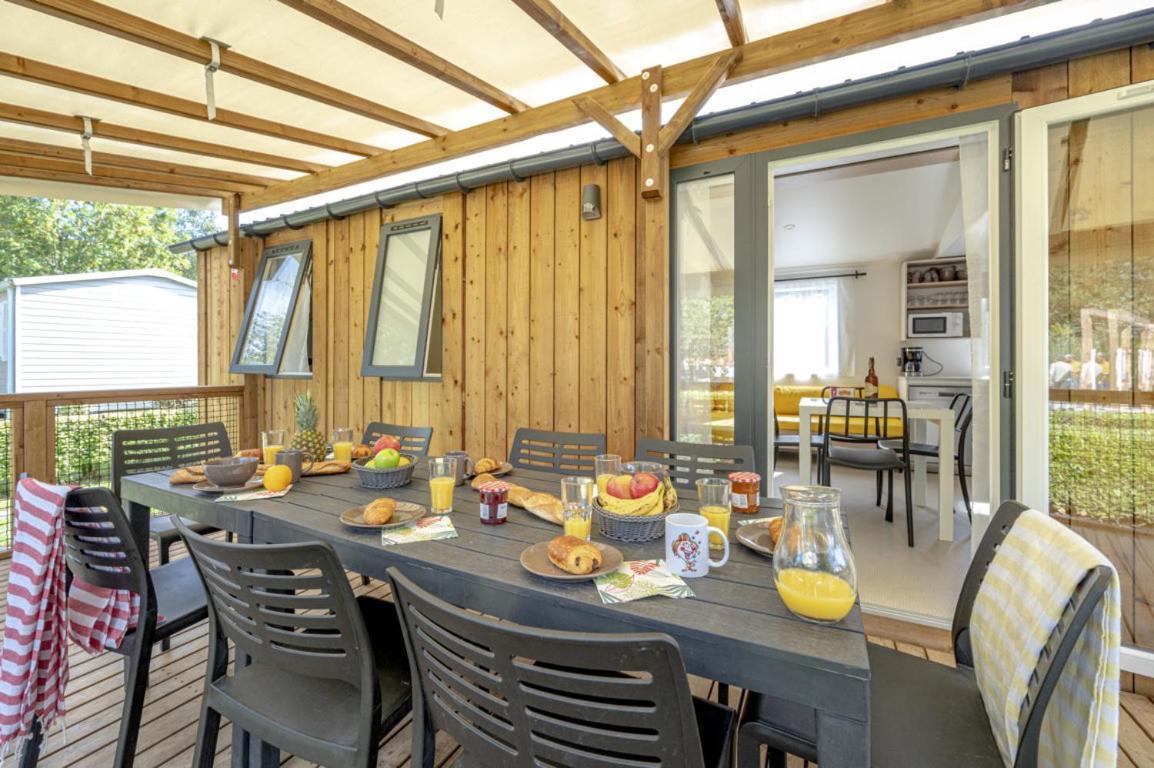 Le Camping Grand Cerf Hotel Gimouille Екстериор снимка