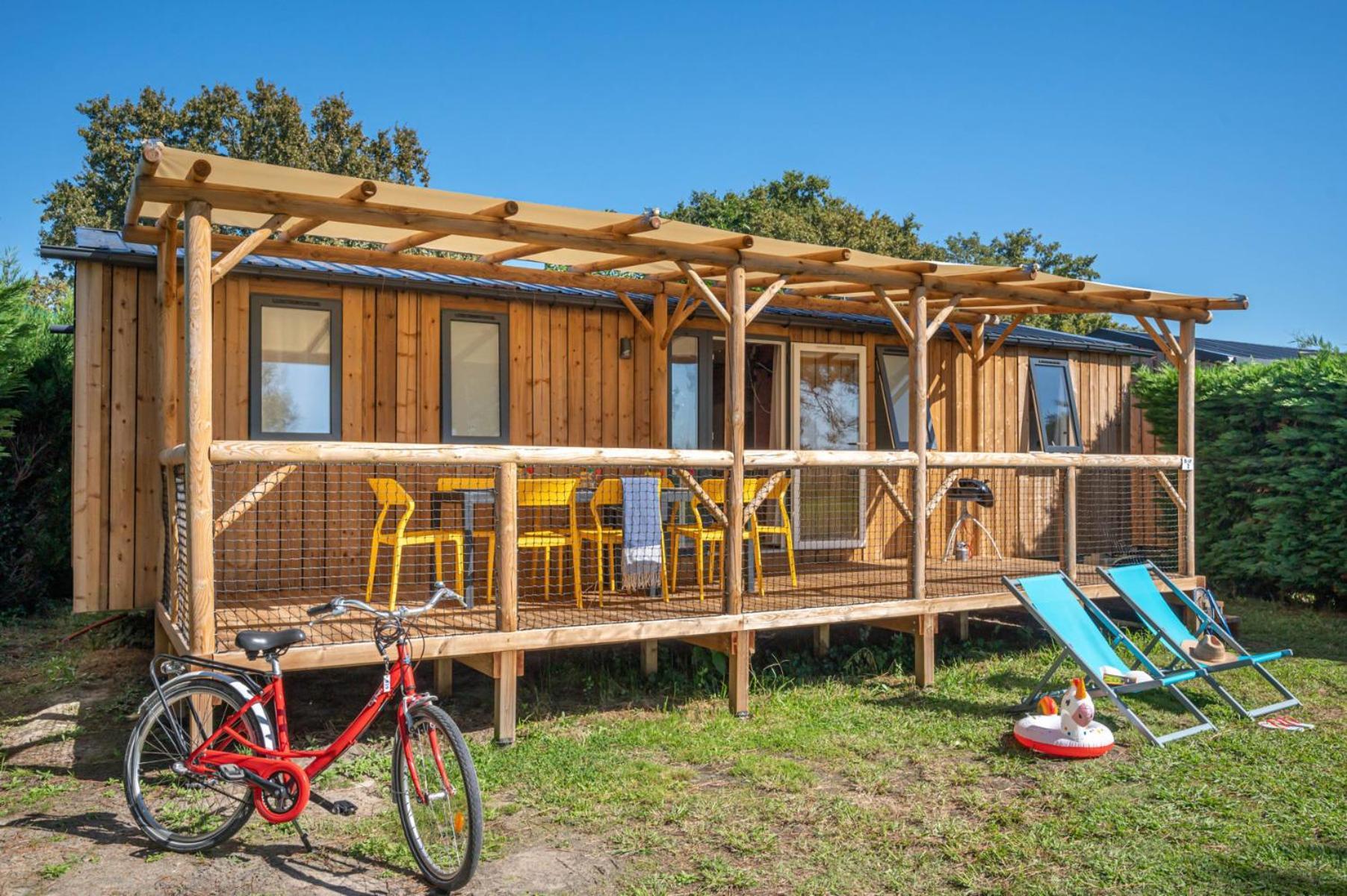 Le Camping Grand Cerf Hotel Gimouille Екстериор снимка