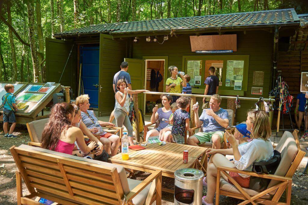 Le Camping Grand Cerf Hotel Gimouille Екстериор снимка