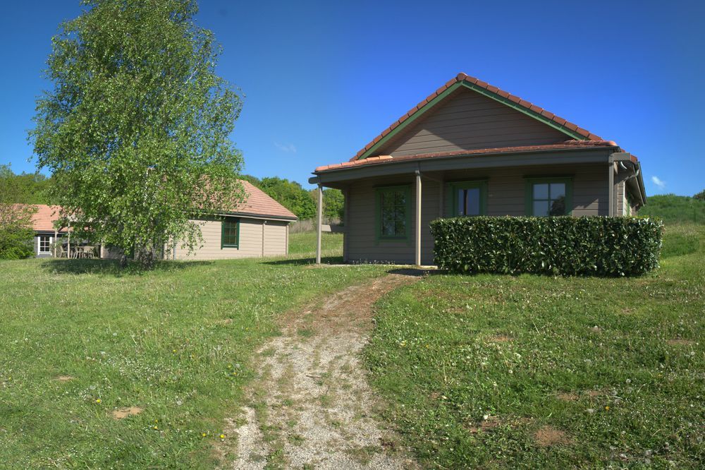 Le Camping Grand Cerf Hotel Gimouille Екстериор снимка