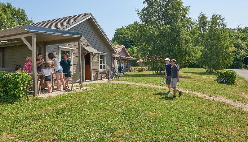 Le Camping Grand Cerf Hotel Gimouille Екстериор снимка